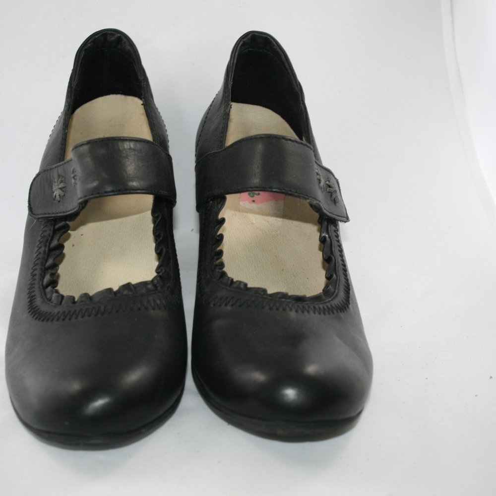 Wolky Black Mary Janes Heels Sz 41